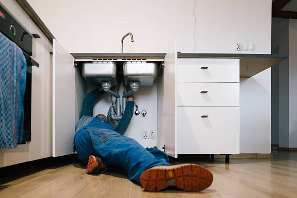 Professional Emergency Plumber technician working in White, PA